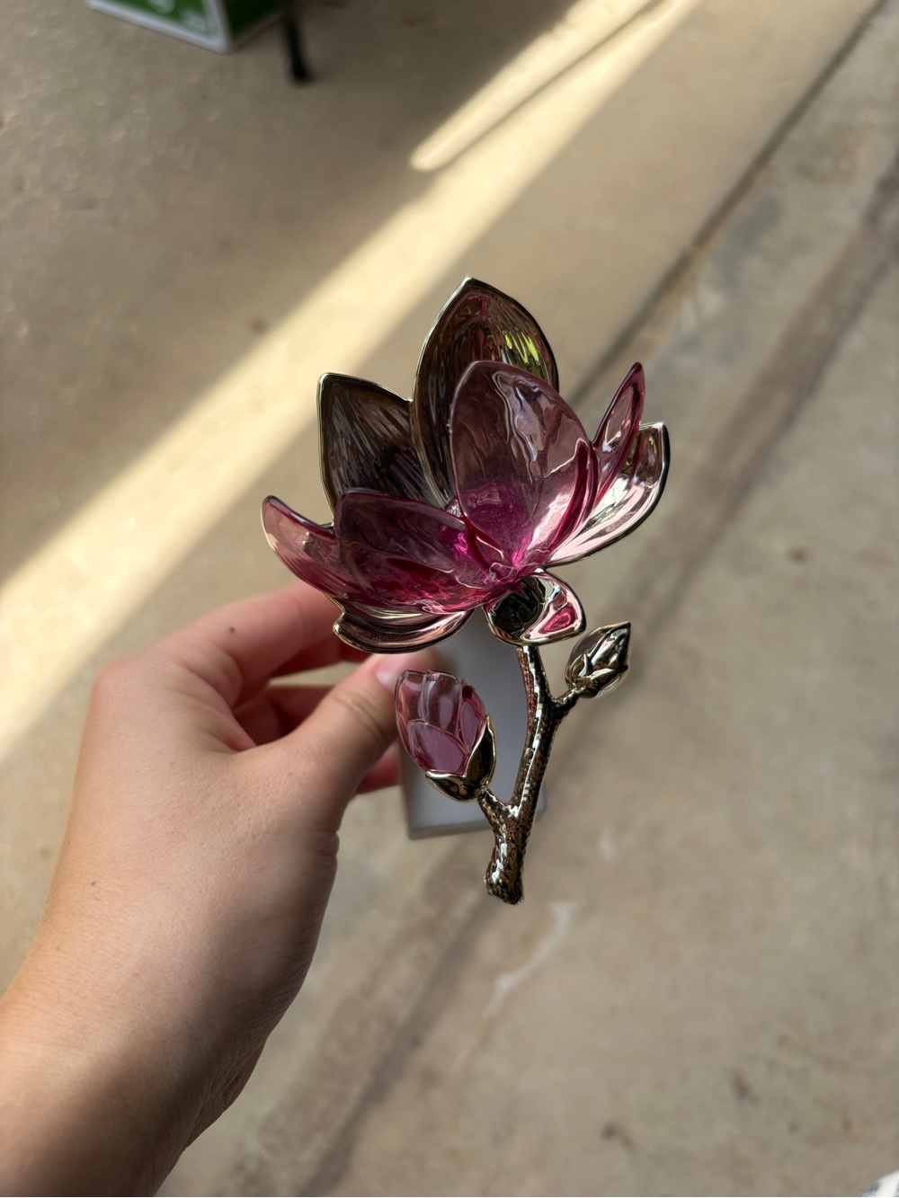 Bath & Body Works Magnolia Flower Wallflower Plug in